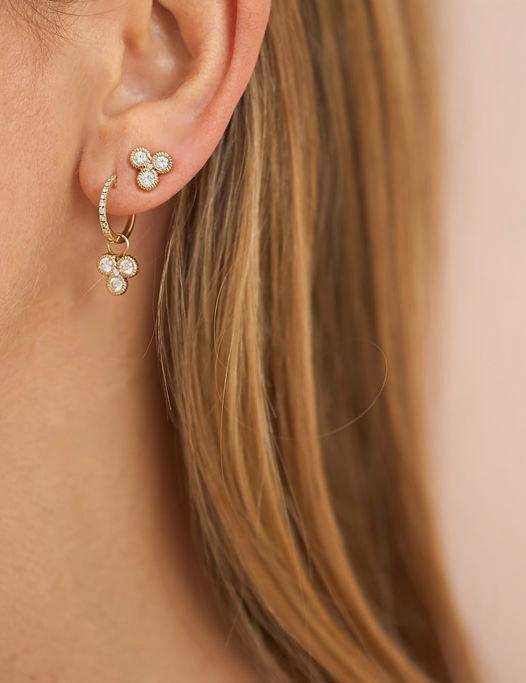 Nirvana Diamond Studs Single